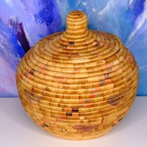 Handwoven Yupik Coiled Seagrass Lidded Basket Bird Pattern Native Alaskan Art